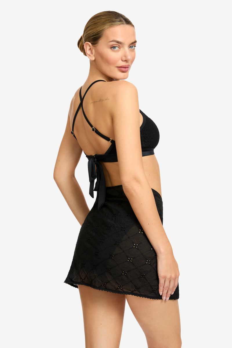 EYELET PAREO