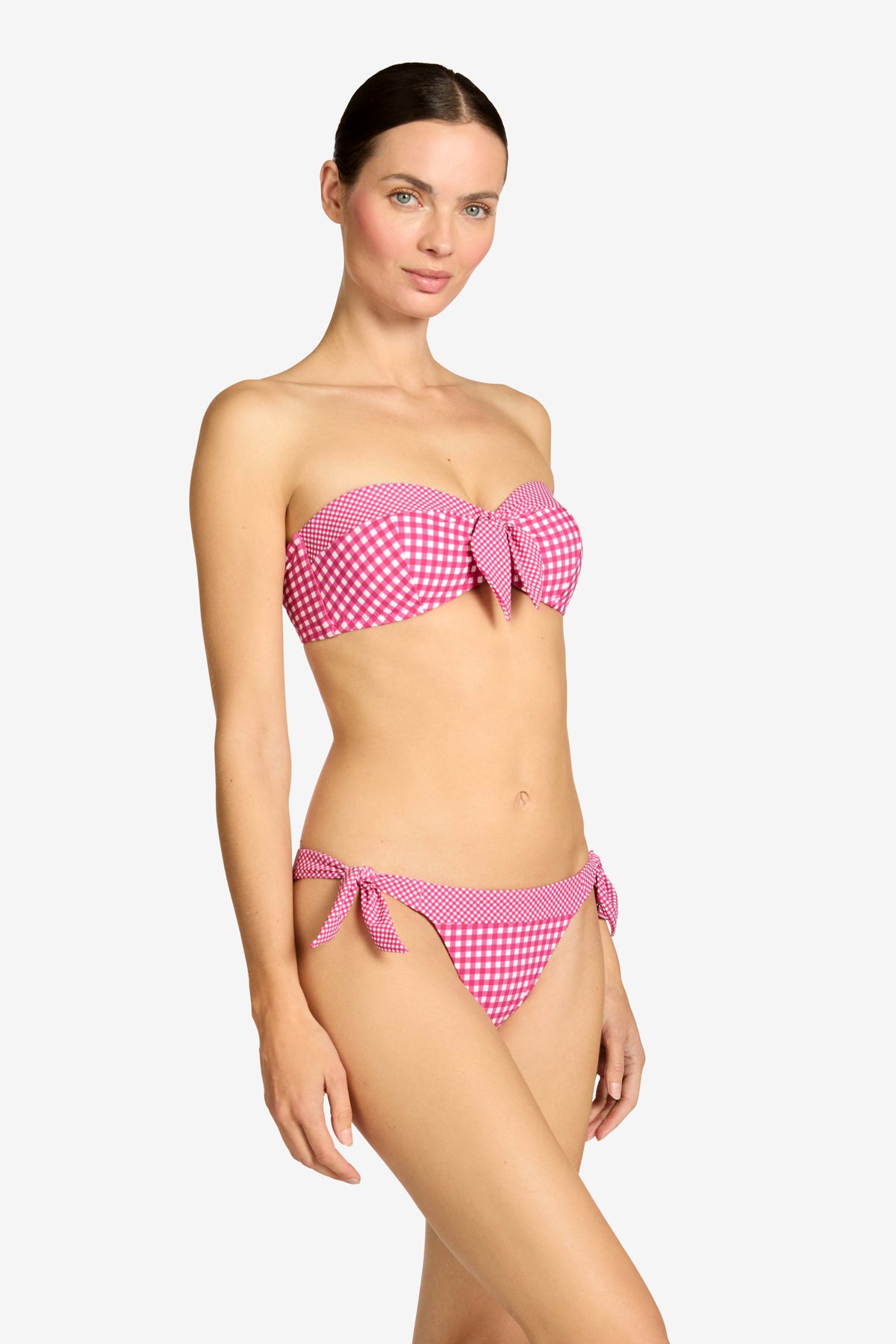 BRIGITTE BANDEAU BRA