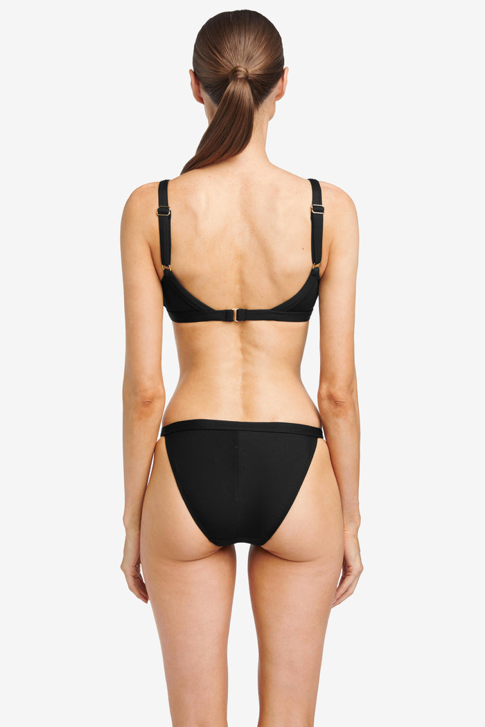 AMY TRIANGLE BIKINI TOP